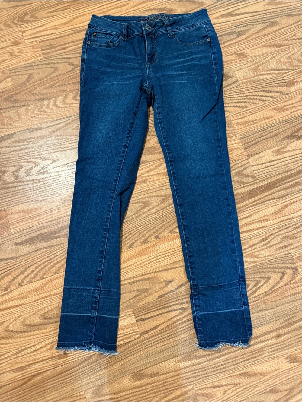 Women's Dark Blue Frayed Hem Skinny Jeans